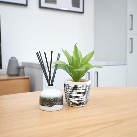 פרסטון A Stylish Apartment With Parking In Preston מראה חיצוני תמונה