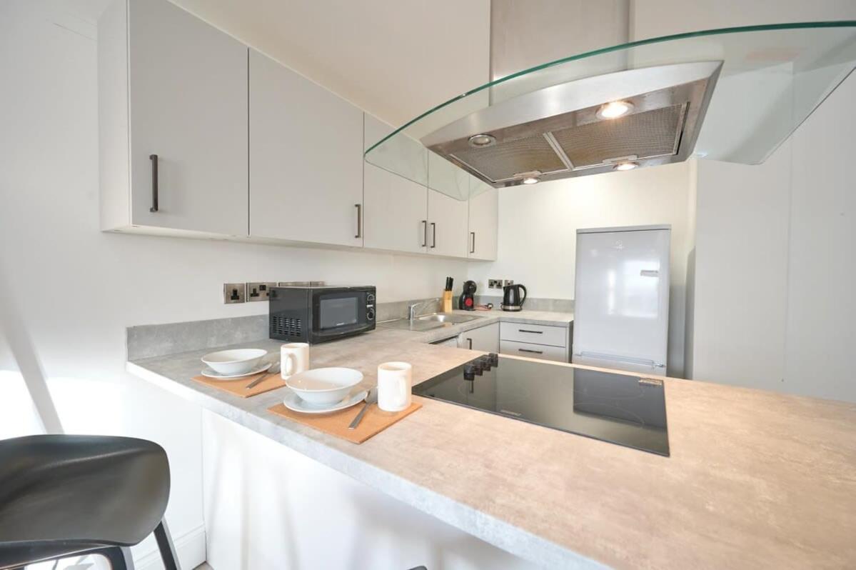 פרסטון A Stylish Apartment With Parking In Preston מראה חיצוני תמונה